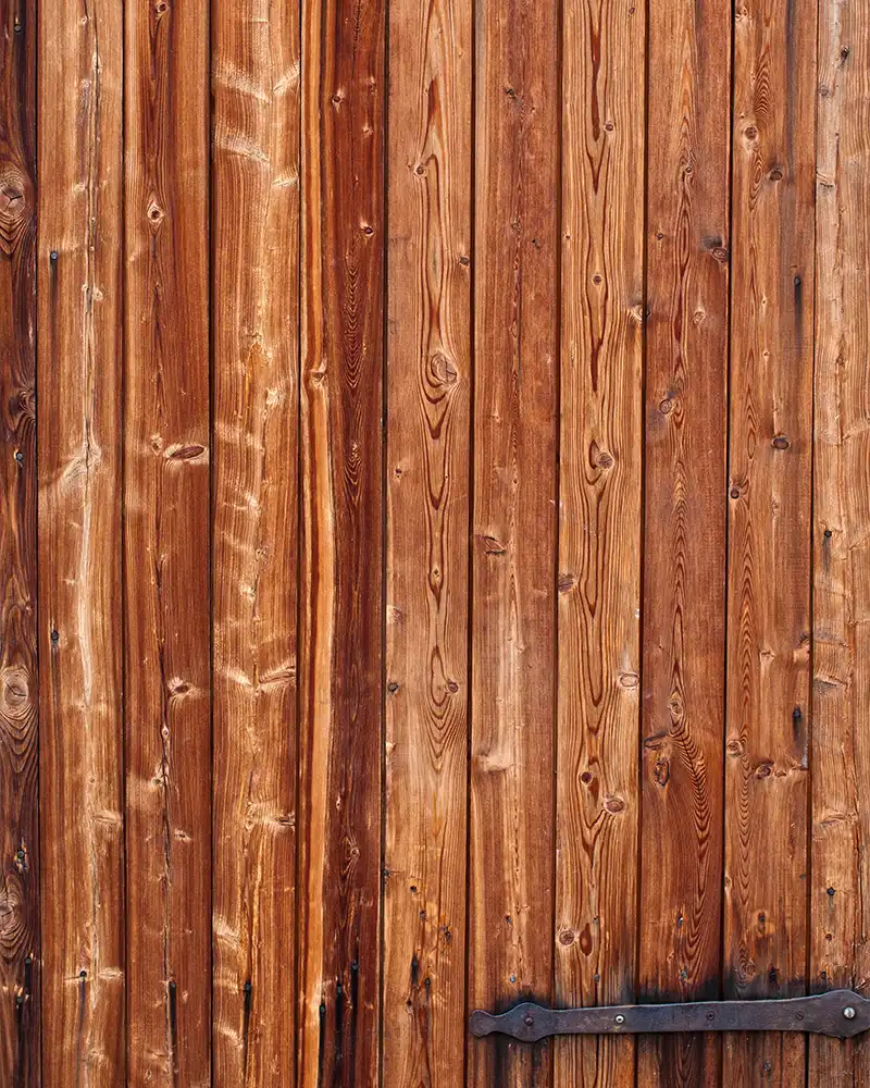 Holz Tor frisch beschichtet